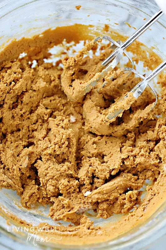 combining cookie dough with mixer