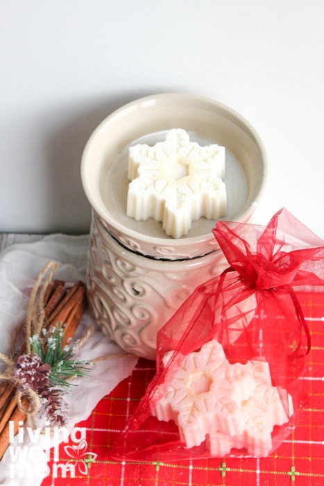 Christmas scented wax melts in a warmer