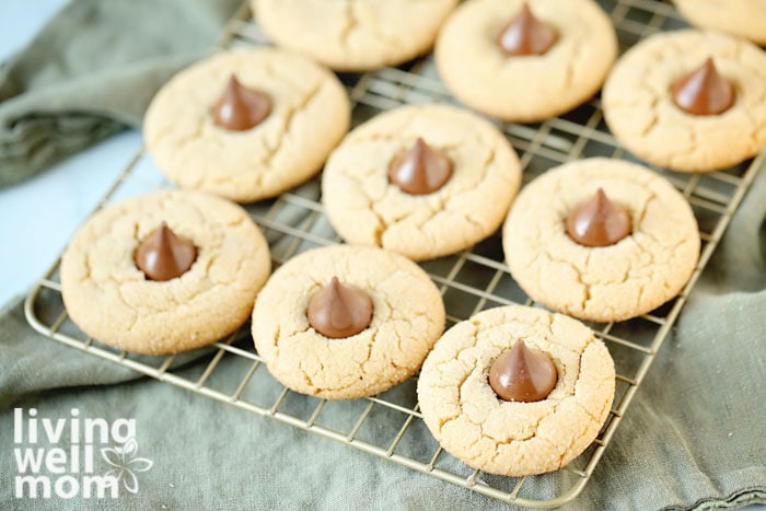 gluten-free peanut butter kiss cookies