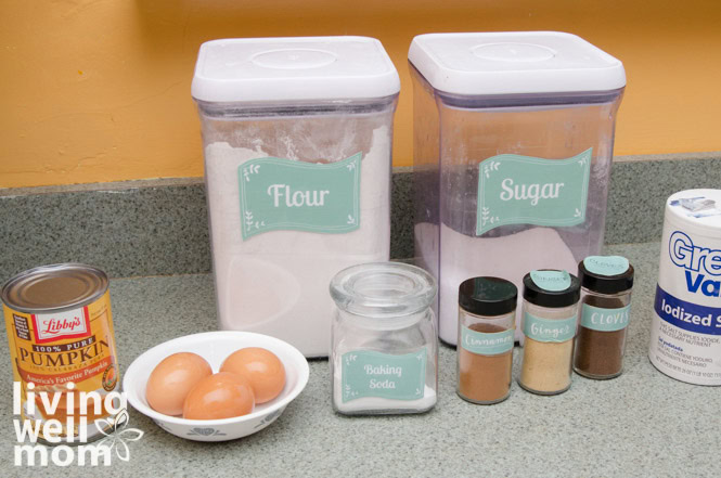 ingredients for easy pumpkin roll recipe