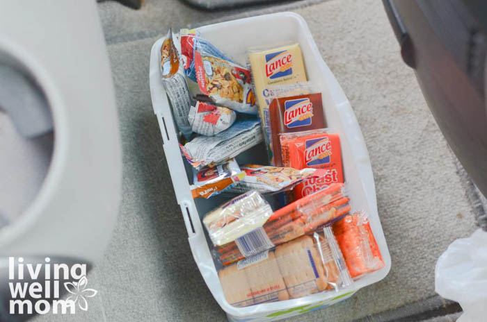 snack van organization ideas using baby wipe container
