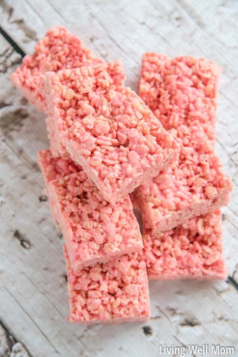 strawberry rice krispie treat snack