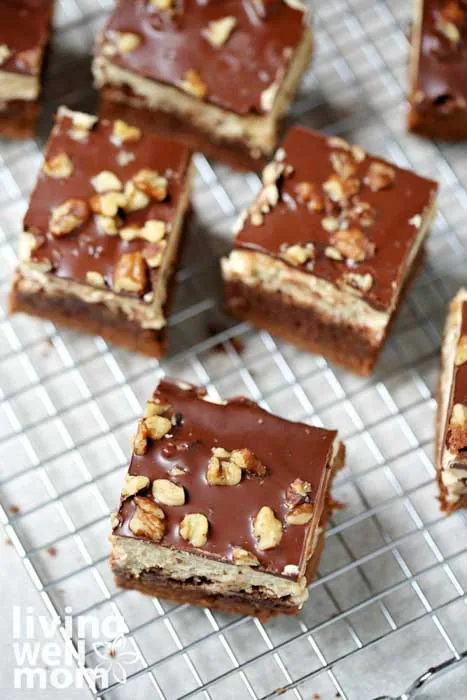 cut brookies on cooling rack