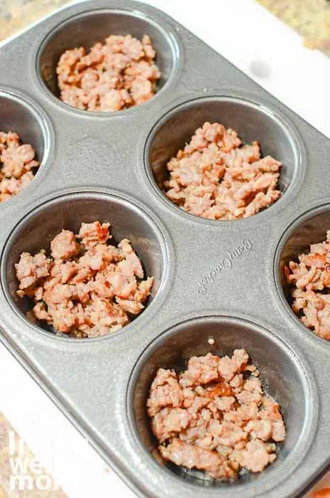ground sausage in muffin cups