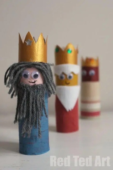 adorable wisemen made from craft rolls