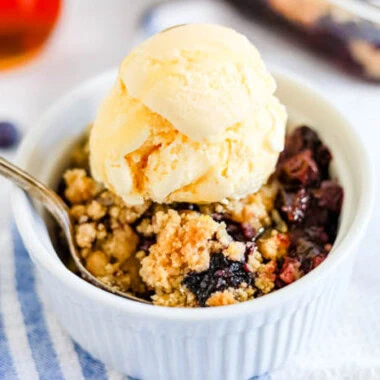 close up of maple blueberry crumble