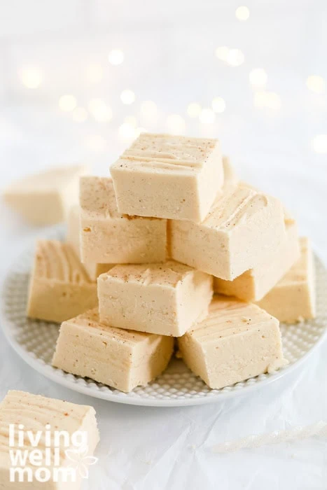 Holiday-style photo of eggnog fudge on a serving dish.
