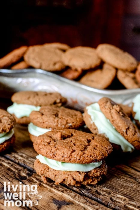 Chocolate mint cookie sandwiches for christmas