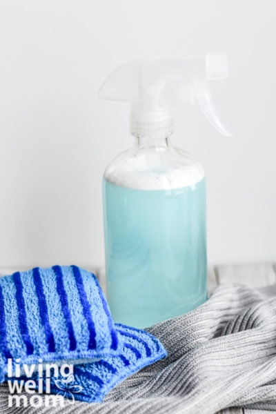 This Simple DIY Shower Cleaner will Keep Your Tub Clean & Mildew-Free