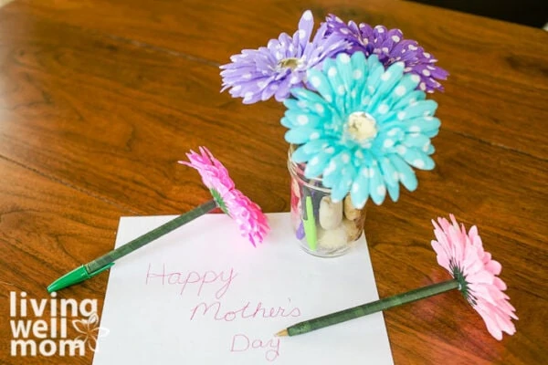 "happy mother's day" written in pink ink