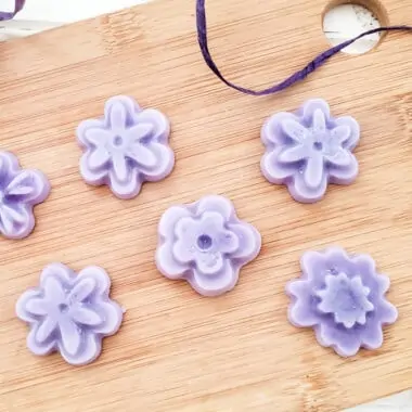 purple flower shaped lavender lotion bars