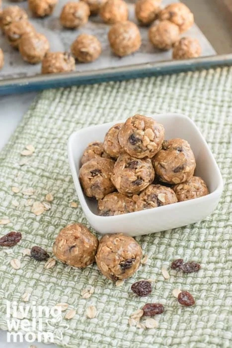 Peanut butter oatmeal balls