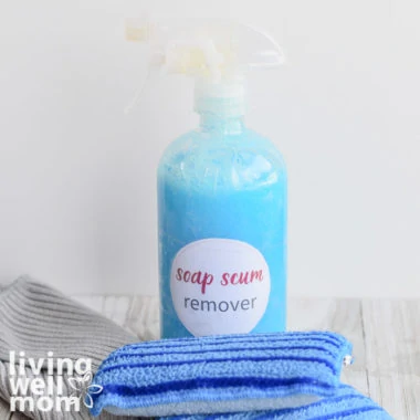 homemade soap scum remover in spray bottle